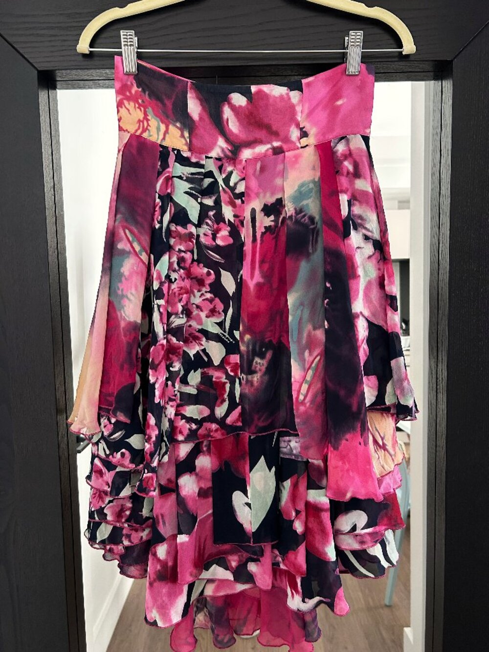 H&M High Waist Ruffle Pleat Tier handkerchief Skirt